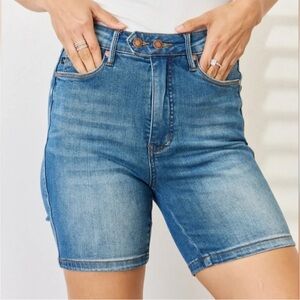 Judy Blue Tummy Control High Rise Retro Double Button Waist
Denim Jean Shorts